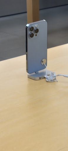 Computer Store «Apple Cielo Vista Mall», reviews and photos, 8401 Gateway Blvd W, El Paso, TX 79925, USA