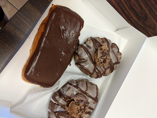 Bakery «Donut King», reviews and photos, 3716 Howell Branch Ct, Winter Park, FL 32792, USA
