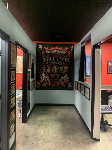 Tattoo Shop «Knuckle Up Tattoo Co.», reviews and photos, 2083 Irvin Cobb Dr, Paducah, KY 42003, USA