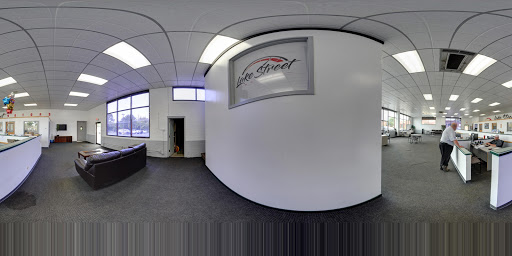 Car Dealer «Auto Villa», reviews and photos, 302 S Lake St, Grayslake, IL 60030, USA