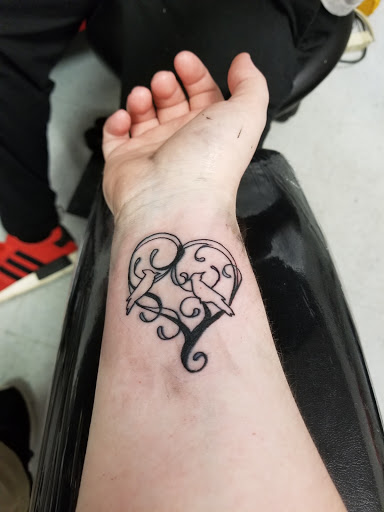 Tattoo Shop «Rockstar Tattoo Studio», reviews and photos, 1258 Red Bank Rd, Goose Creek, SC 29445, USA