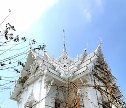 พระวิหารเทวสถิตย์ มูลนิธิสรรพราเชนทร์ photo