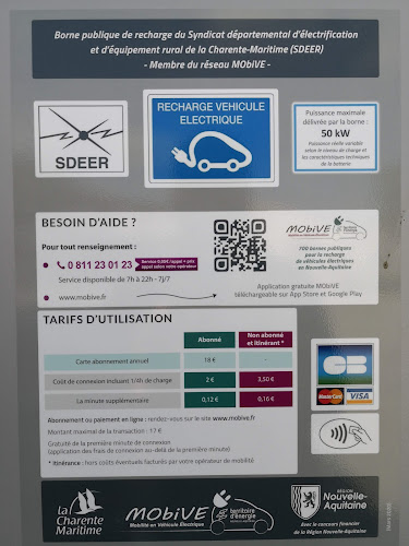 Borne de recharge de véhicules électriques MObiVE Station de recharge Rivedoux-Plage
