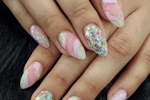 Happy Nails & Spa image