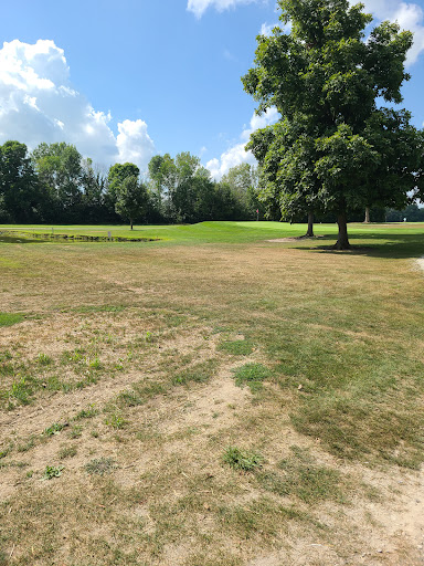 Golf Driving Range «Albany Golf Club», reviews and photos, 1100 Golf Course Dr, Albany, IN 47320, USA