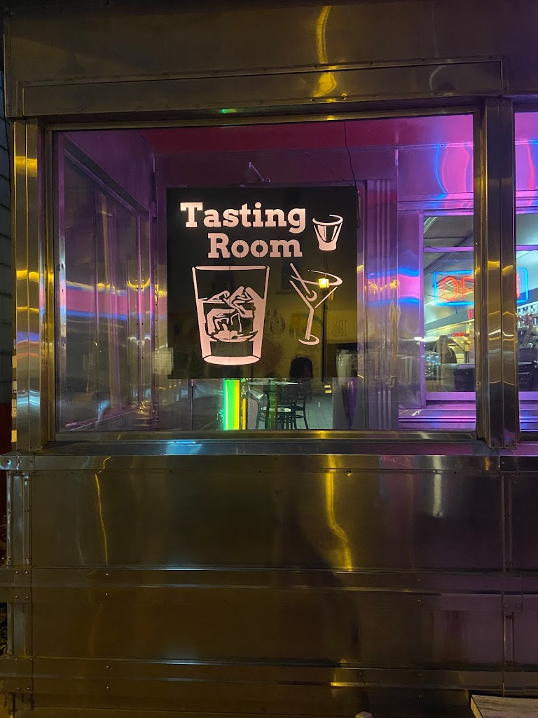 Grazin' Spirits - Tasting Room & Restaurant 12534