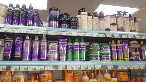 Sally Beauty, 29832 Southfield Rd, Southfield, MI 48076, USA, 