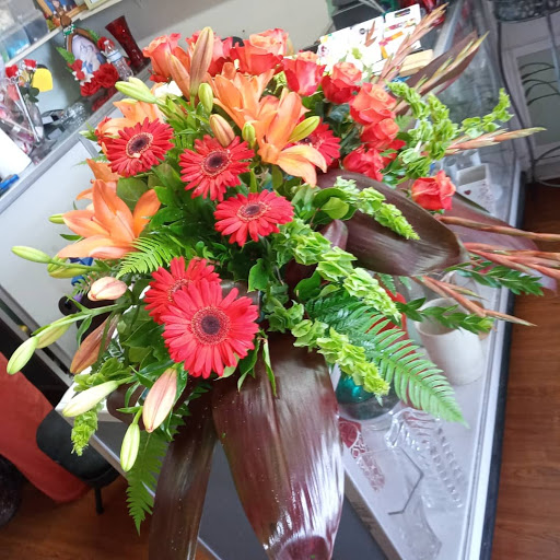 Florist «Send Your Love Flowers & Balloons», reviews and photos, 1417 SW Military Dr, San Antonio, TX 78221, USA