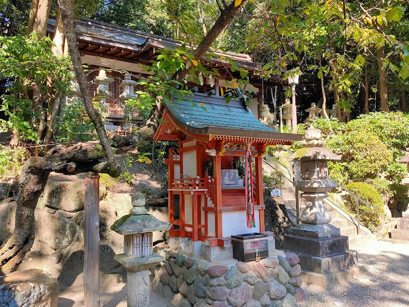 中山八幡神社