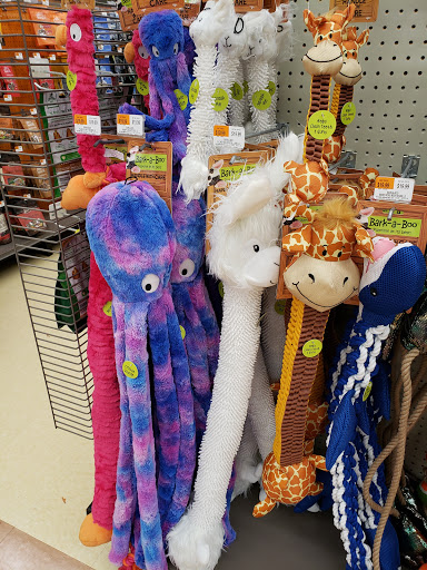 Pet Supply Store «Petco Animal Supplies», reviews and photos, 1412 S Main Chapel Way, Gambrills, MD 21054, USA