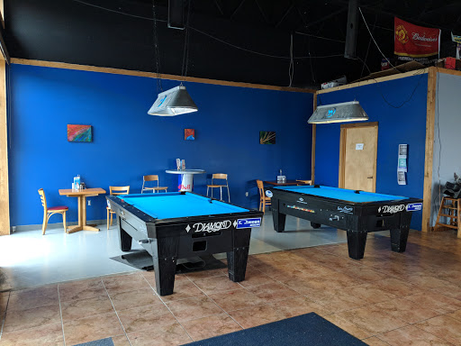 Bar & Grill «Tabbs Sports Bar & Grill», reviews and photos, 148 N 20th Ave, Cornelius, OR 97113, USA