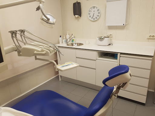 Clínica Dental Boltaña, 19 – (Canillejas)
