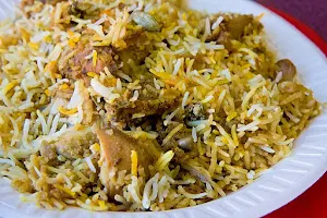 Kohinoor shahi chicken biryani shop image