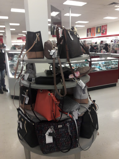 Department Store «T.J. Maxx», reviews and photos, 700 Broadway, Westwood, NJ 07675, USA