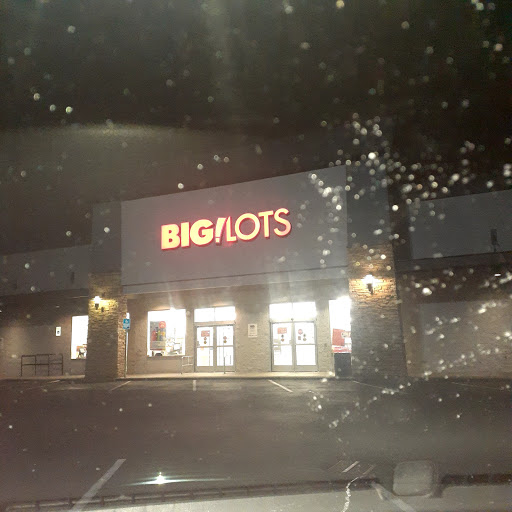 Discount Store «Big Lots», reviews and photos, 10548 SE Washington St, Portland, OR 97216, USA