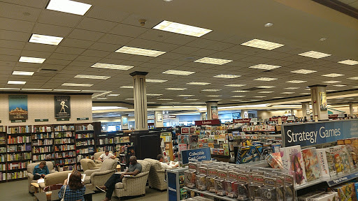 Book Store «Barnes & Noble», reviews and photos, 960 S Colorado Blvd, Glendale, CO 80246, USA