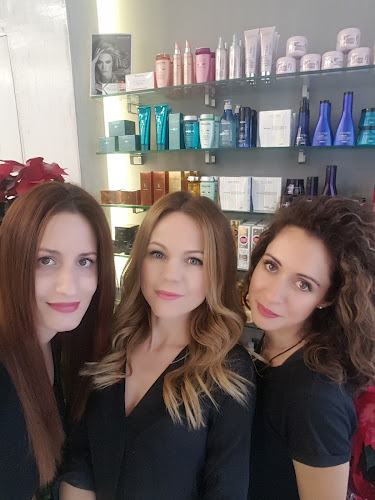 Elli Hair Salon - Κουρείο