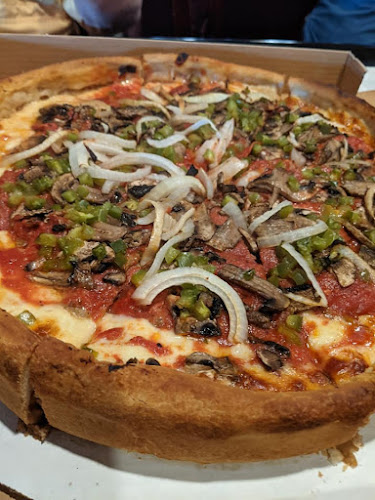 #1 best pizza place in New Port Richey - Second City Eats