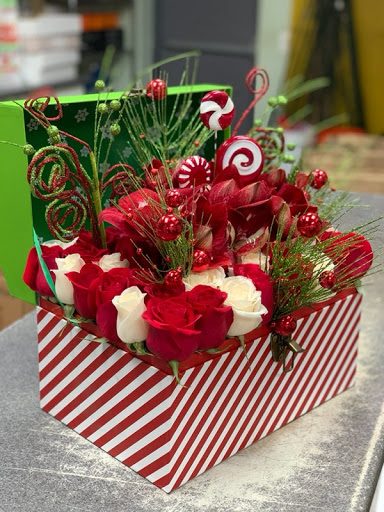 Florist «Paradise Flower Shoppe», reviews and photos, 100 U.S. 9, Manalapan Township, NJ 07726, USA