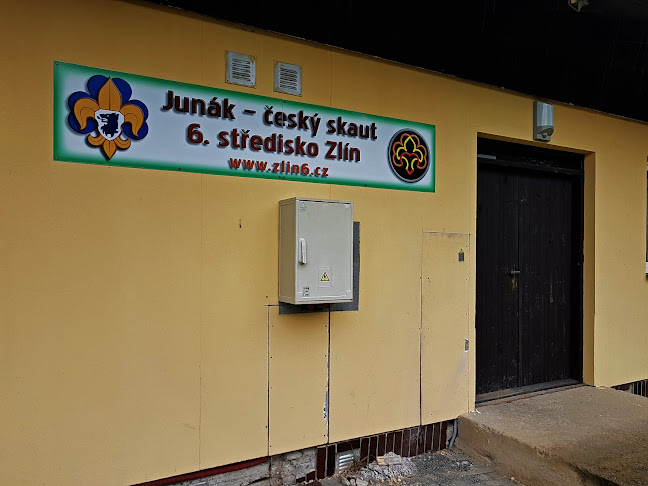 Recenze na Junák - český skaut v Zlín - Nákupní centrum