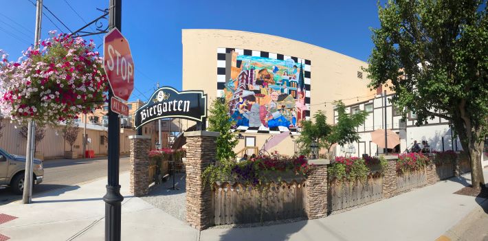 Biergarten & Bier Hall Restaurant 47006