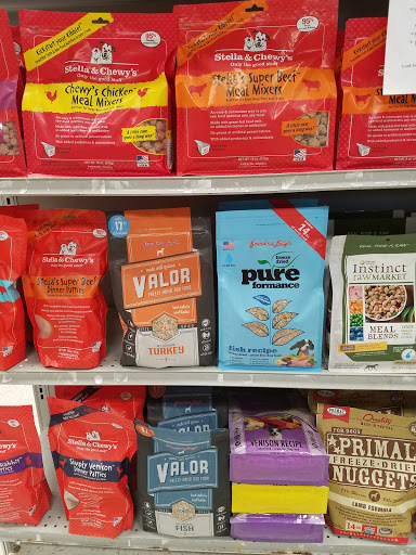 Tropical Fish Store «Pet Friendly Inc», reviews and photos, 845 Manitou Rd, Hilton, NY 14468, USA