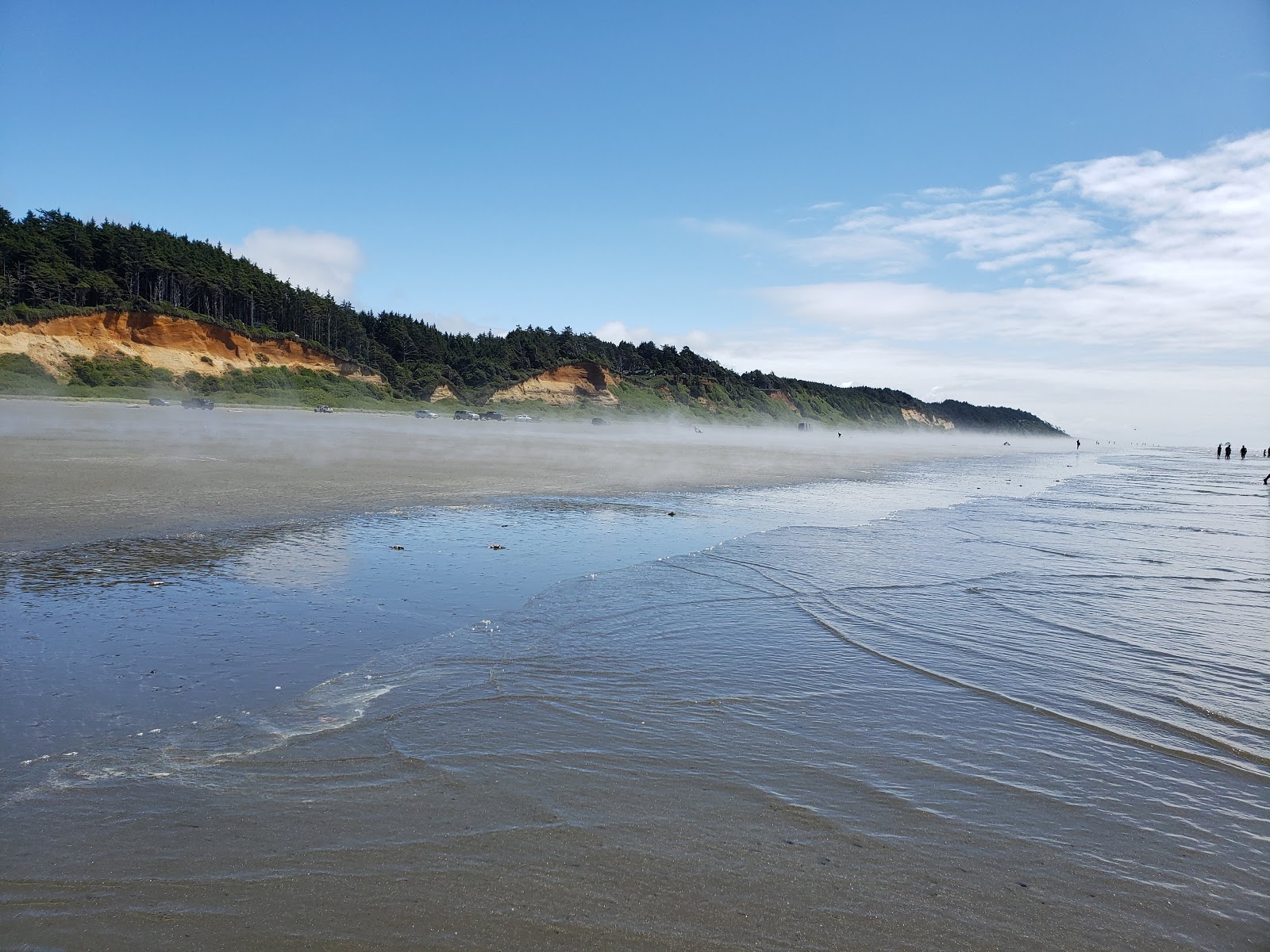 Foto van Roosevelt Beach met helder zand oppervlakte