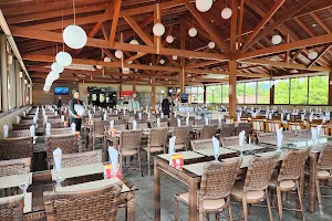 Boka's Lagoa Restaurante image