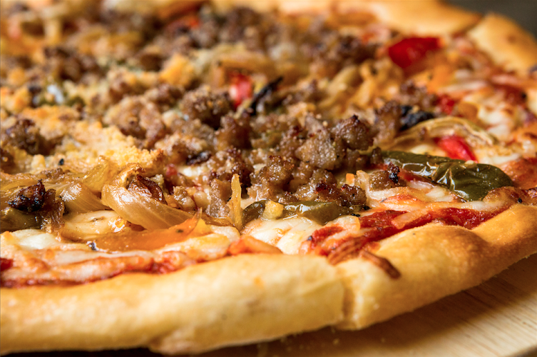 #5 best pizza place in Overland Park - Martin City Brewing Company Pizza & Taproom - Mission Farms