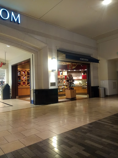 Department Store «Nordstrom Houston Galleria», reviews and photos, 5192 Hidalgo St, Houston, TX 77056, USA
