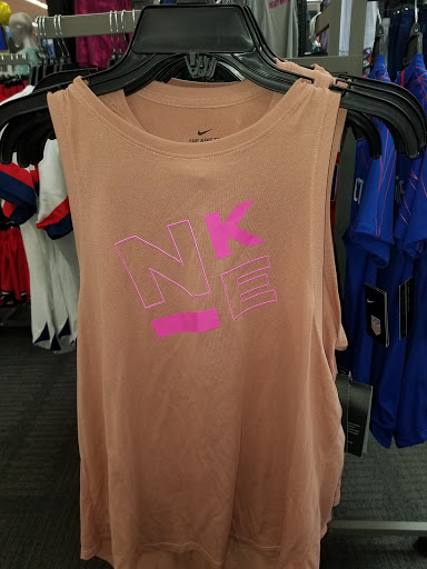 Sporting Goods Store «Academy Sports + Outdoors», reviews and photos, 15350 I-35, Selma, TX 78154, USA