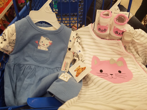 Clothing Store «Ross Dress for Less», reviews and photos, 212 Towne Center Dr, Compton, CA 90220, USA