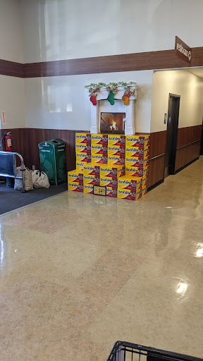 Grocery Store «Safeway», reviews and photos, 1380 Linda Mar Blvd, Pacifica, CA 94044, USA