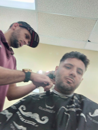 Barber Shop «Just Blaze Barber Shop Inc», reviews and photos, 2451 E Semoran Blvd, Apopka, FL 32703, USA
