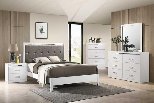 Furniture Store «Chatham Furniture & More», reviews and photos, 7001 S Ashland Ave, Chicago, IL 60636, USA