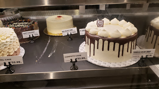 Gourmet Grocery Store «Metropolitan Market Magnolia», reviews and photos, 3830 34th Ave W, Seattle, WA 98199, USA