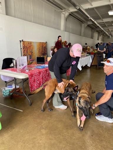 4 Dog Loves L.L.C. - Homemade Treats / Bakery