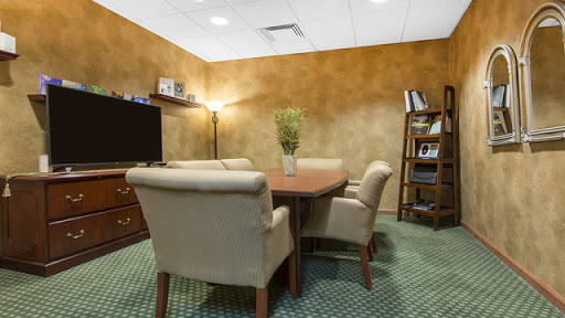 Funeral Home «Perna, Dengler, Roberts Funeral Home», reviews and photos, 1671 Maple Rd, Williamsville, NY 14221, USA