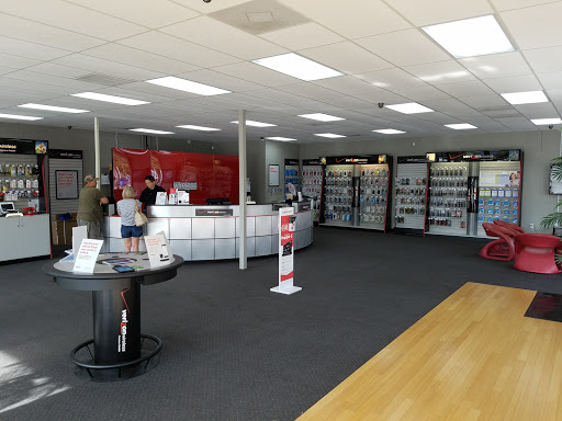Cell Phone Store «GoWireless Verizon Authorized Retailer», reviews and photos, 1985 FL-60, Valrico, FL 33594, USA