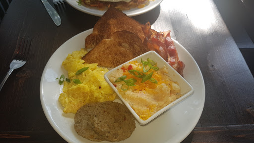 Market «Birdies Market & Catering | Grassroots Coffee», reviews and photos, 206 N Patterson St, Valdosta, GA 31601, USA