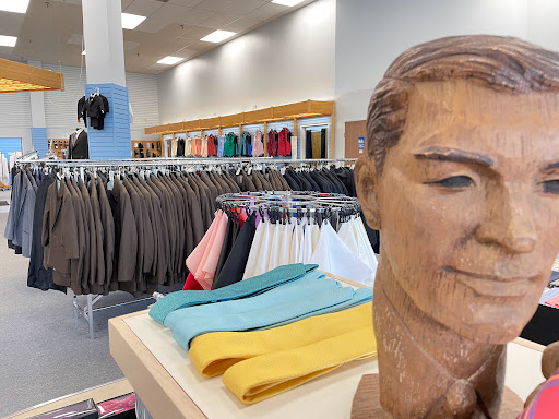 Clothing Store «Price Stores», reviews and photos, 52 S Jefferson St, Dayton, OH 45402, USA