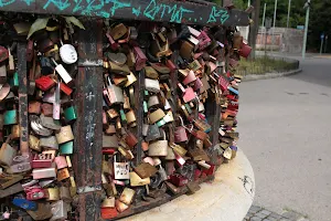 Lovelocks Kahlenberg image