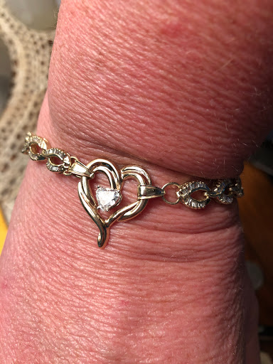 Pawn Shop «American Pawn of Ocala», reviews and photos, 14 SW 1st Ave, Ocala, FL 34471, USA