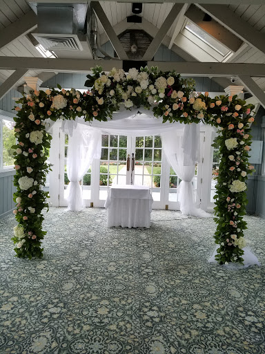 Florist «Gerties Flowers», reviews and photos, 806 Meacham Ave, Elmont, NY 11003, USA