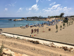 Foto van Trinity beach met ruime baai