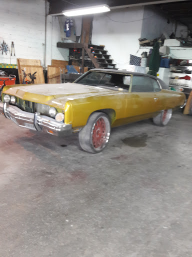 Auto Body Shop «Perfect Auto Paint & Body Shop», reviews and photos, 7455 NW 7th Ave, Miami, FL 33150, USA