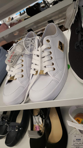 Clothing Store «Ross Dress for Less», reviews and photos, 3900 Klose Way, Richmond, CA 94806, USA