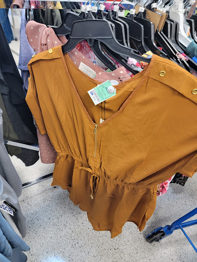 Clothing Store «Ross Dress for Less», reviews and photos, 849 Dawsonville Hwy, Gainesville, GA 30501, USA