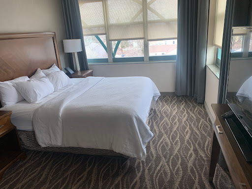 Hotel «Embassy Suites by Hilton Saratoga Springs», reviews and photos, 86 Congress St, Saratoga Springs, NY 12866, USA