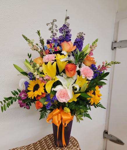 Florist «Moates Florist», reviews and photos, 5034 N Nebraska Ave, Tampa, FL 33603, USA